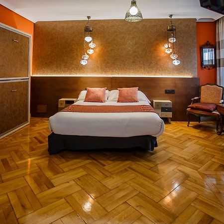 Hostal Rodas פמפלונה מראה חיצוני תמונה