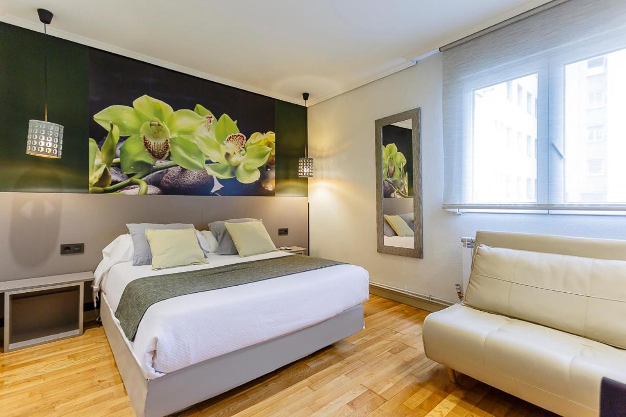 Hostal Rodas פמפלונה מראה חיצוני תמונה