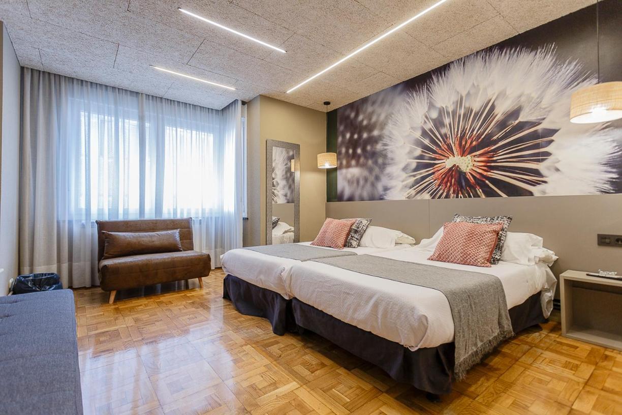 Hostal Rodas פמפלונה מראה חיצוני תמונה